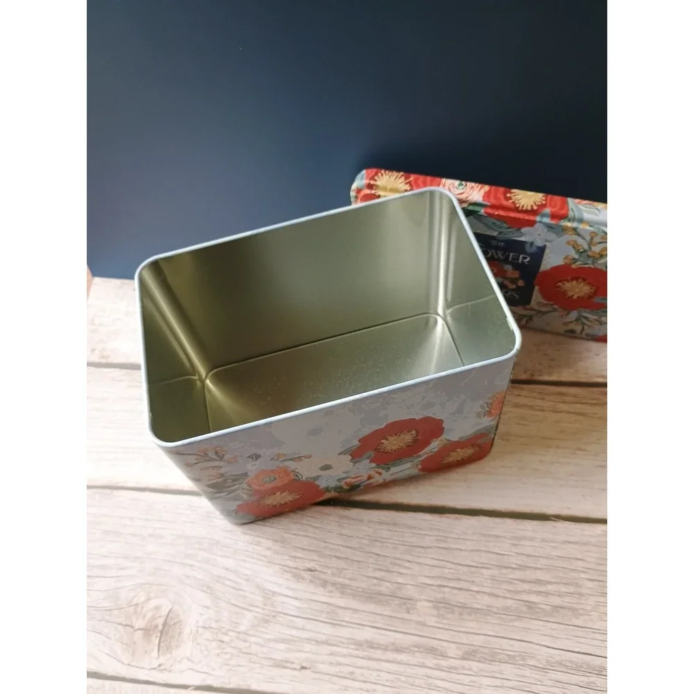 Floral Square Tin Blue And Red Flowers Medium 7